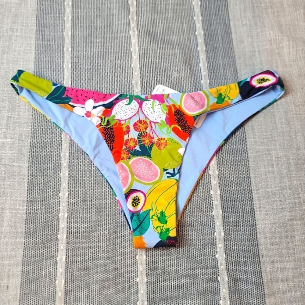 NWT- DIPPIN' DAISYS Siren Superfruit Bikini Bottom